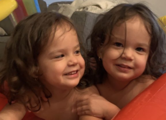 Image: Toddler twin sisters playing together