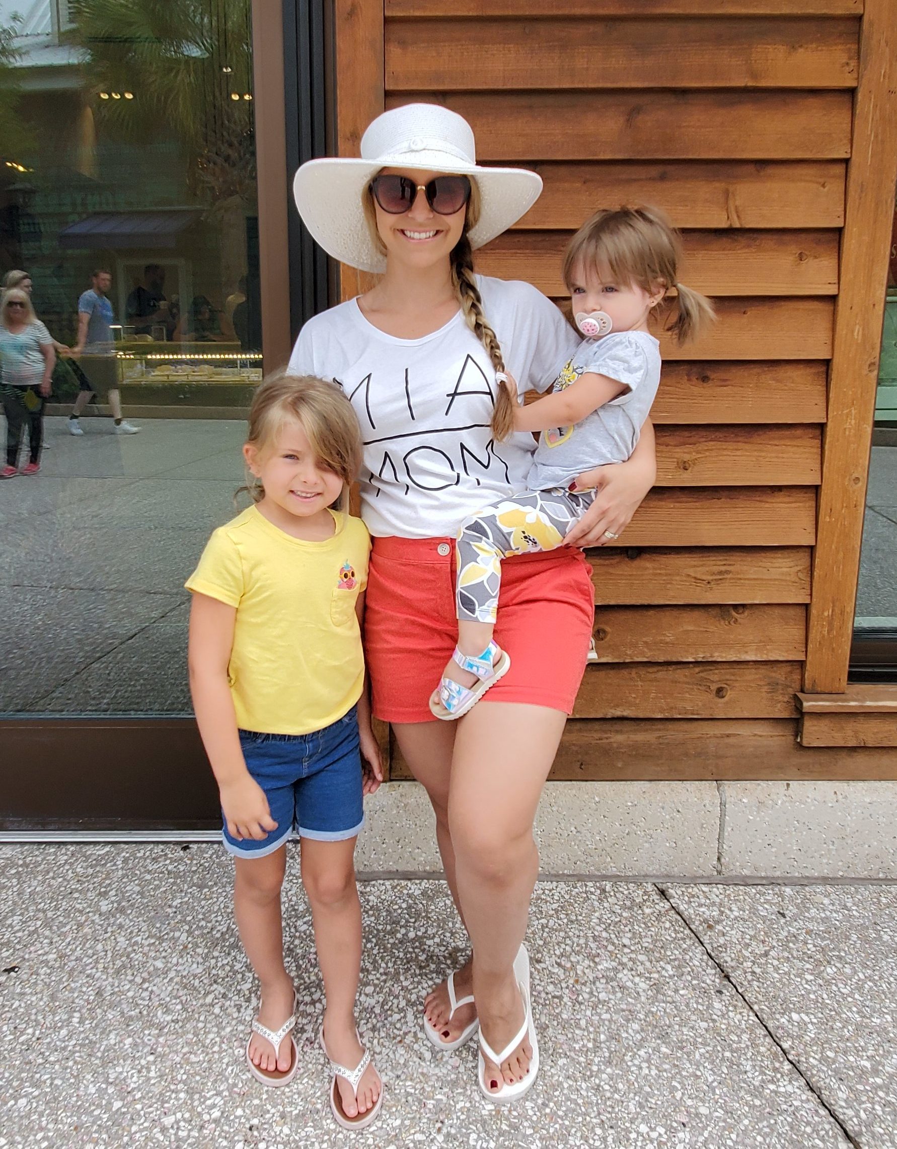 Screen-Free Activities to Keep Kids Busy for the Work-at-Home Mom Ailyn Quesada Contributor Miami Moms Blog