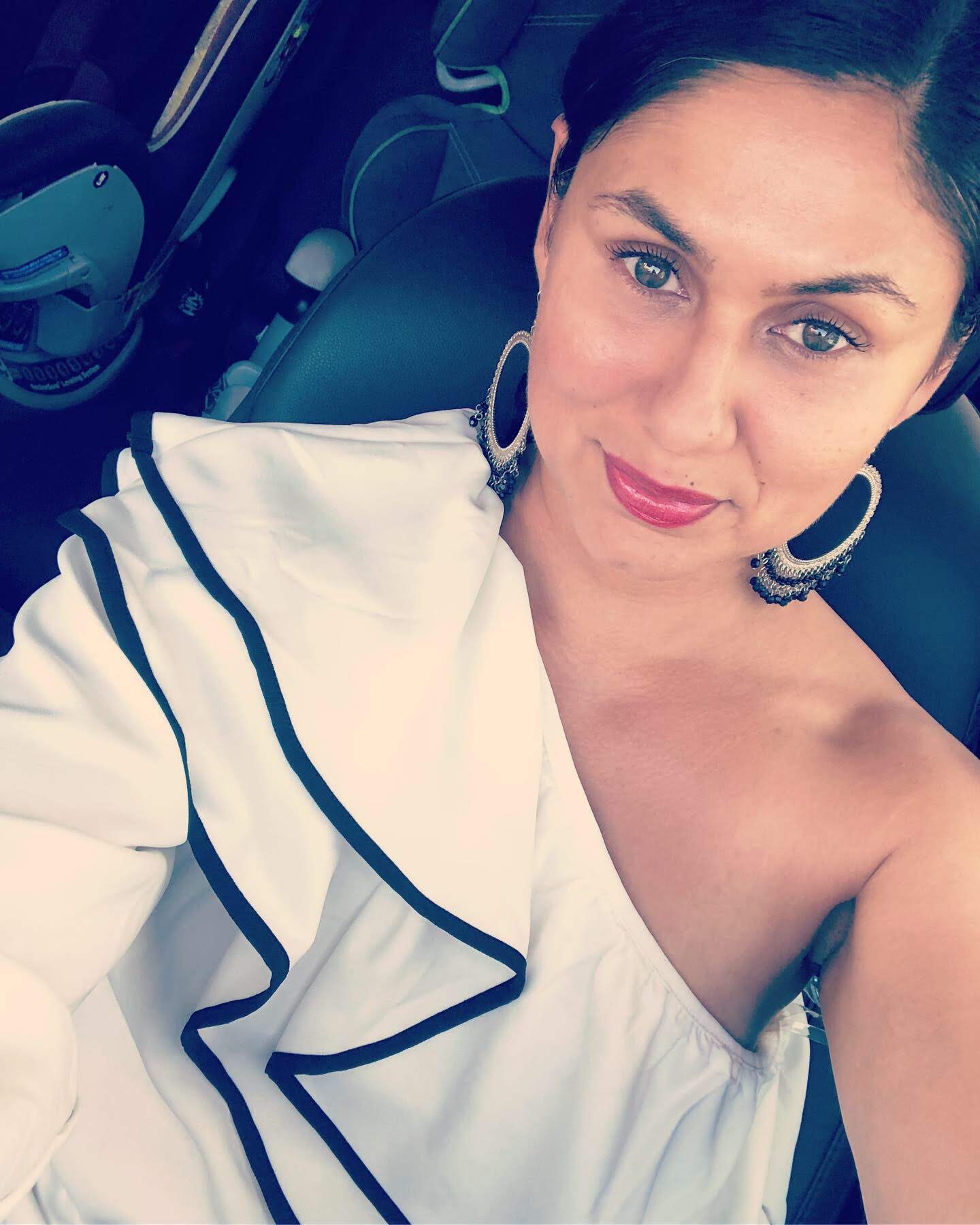 asymmetrical, fall trend The Asymmetrical Neckline: Put Down Your PSLs & Try This Latest Trend! Sharon Sharifi Contributor Miami Moms Blog