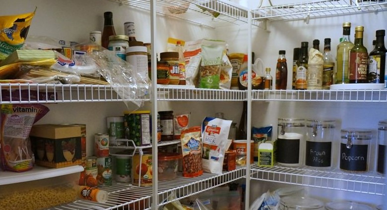 Organics on a Budget | Feeding the Family without Breaking the Bank Miami Moms Blog Contributor Adita Lang