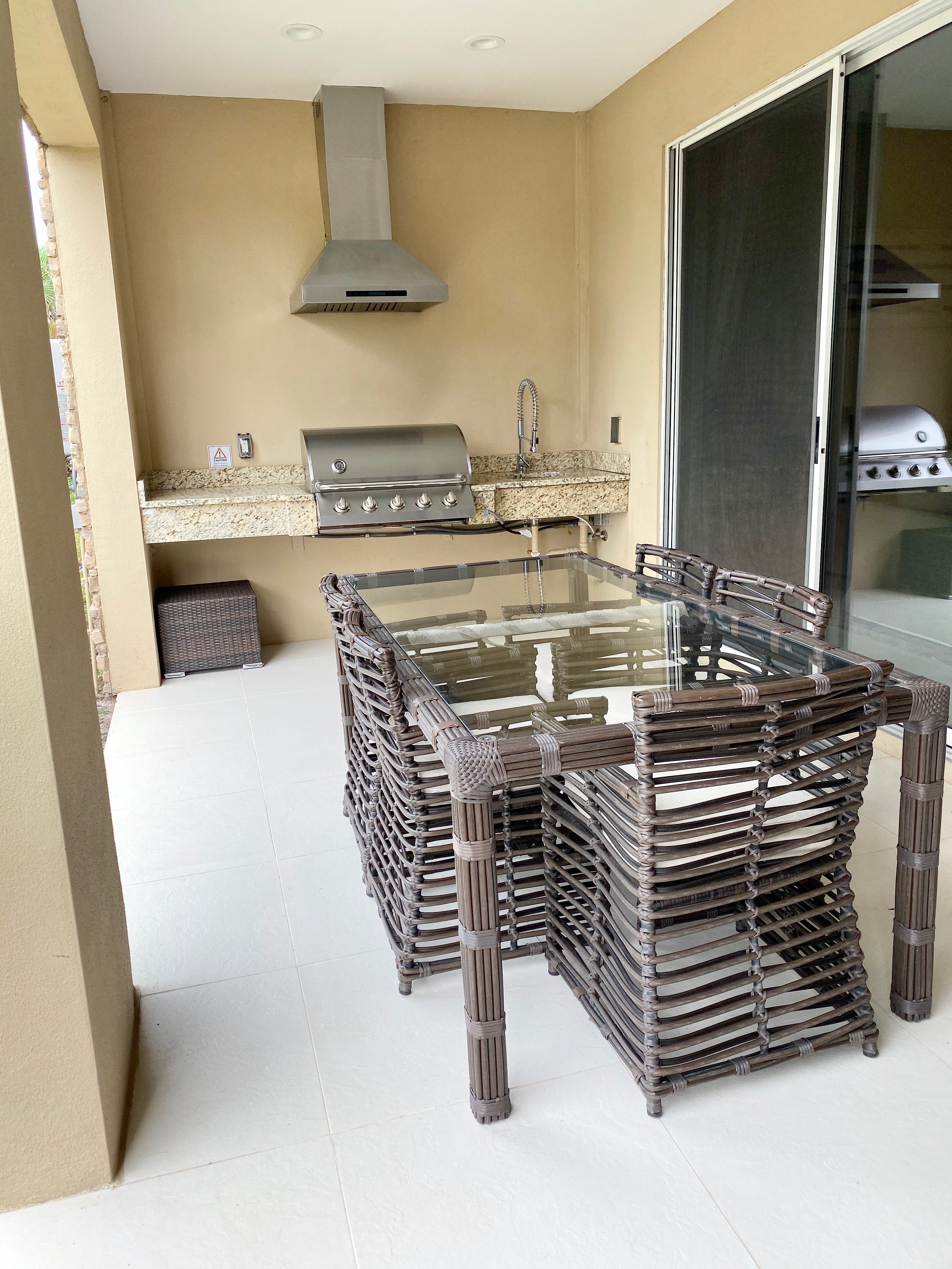 MVY Summer Kitchen Miami Moms Blog Becky Salgado Contributor