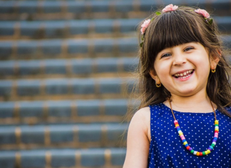 Image: A smiling preschool-aged girl