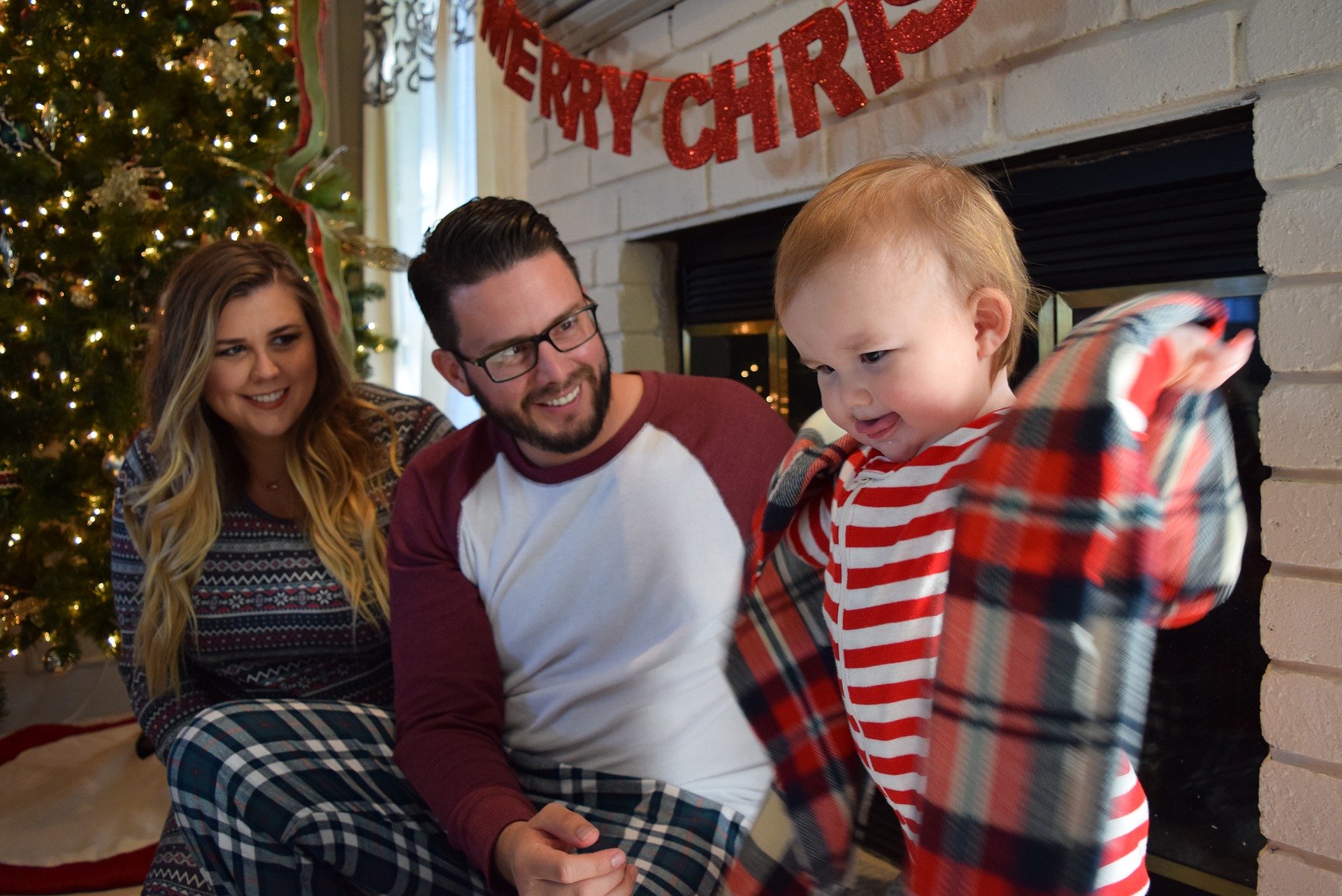 Convirtiendo el estrés tóxico de las festividades en disciplina positiva Positive Discipline: A GPS to Help You Avoid Stress During the Holidays Marielena Aguilar Contributor Miami Moms Blog