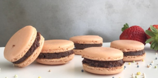 Image: Homemade Macarons for Valentine's Day