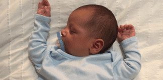 Cinco pasos para crear una rutina efectiva de sleep training Miami Mom Collective Karla Cabas