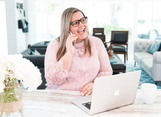 5 Easy Tips to Elevate Your Brand on Social Media Vanessa from Bits and Pieces Media