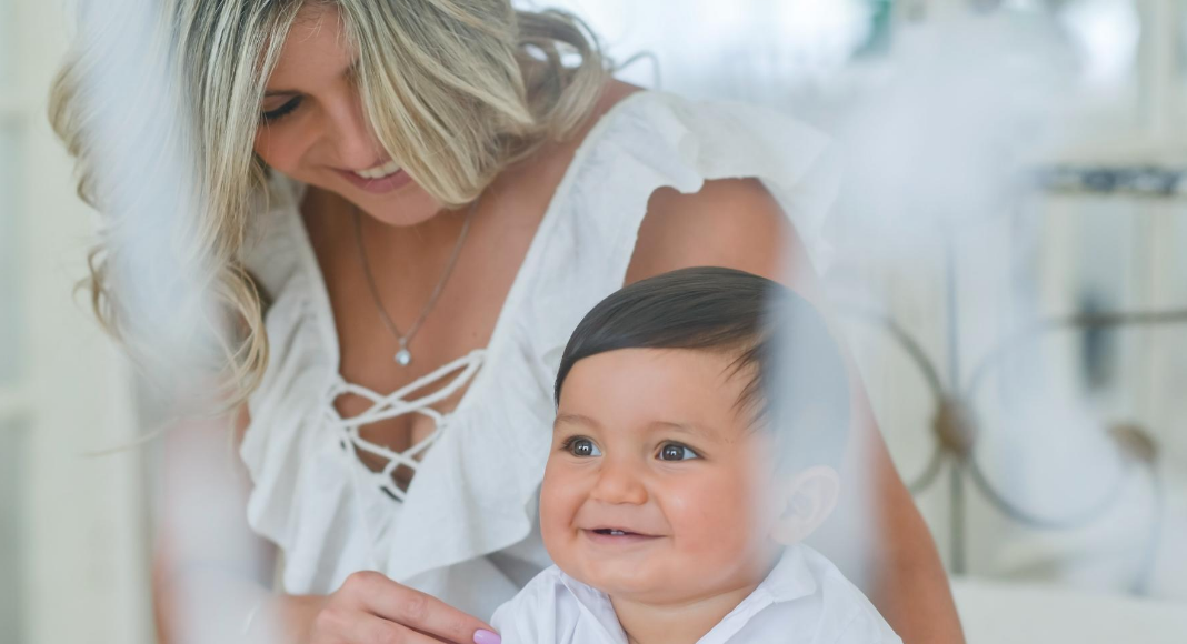 Mom Life Hacks: 10 Tips When You're Out Alone With Your Baby/Toddler Bella Behar Contributor Miami Mom Collective