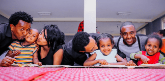 Image: Smiling family members at a family gathering