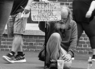 Hunger and Homelessness Awareness Week: Miami, You Can Help Ana-Sofia DuLaney Contributor Miami Mom Collective