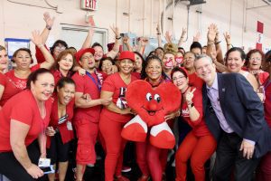 David Landsberg with a group of people (Meet David Landsberg: A Miami Leader Invested in our Future Ann Keil Dux Contributor Miami Mom Collective)