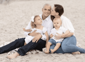 Lorena with her family (Miami Mom Collective Welcomes MIA Mom Lorena Lougedo-Rodriguez Contributor)