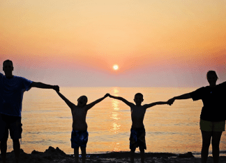 (Qué empacar para un road trip con niños: Mi lista básica Karla Camacho Contributor Miami Mom Collective)
