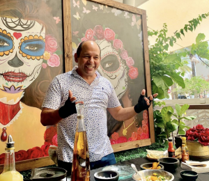 Miami Mom Collective Chef Ralph Pagano Naked Taco Bloom Event 2021