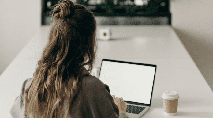 Cuatro ideas para encontrar más tiempo para tu emprendimiento Cuatro ideas para encontrar más tiempo para tu emprendimiento Karla Camacho Miami Mom Collective