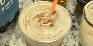 Pumpkin + Cold Brew: Make this Popular Fall Coffee at Home! Image: A cup of homemade pumpkin cream cold brew