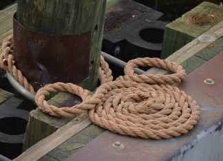 Ropes on a dock in the shape of Mickey Mouse