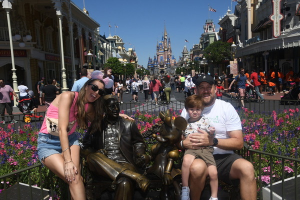 Sandra's family posing for a picture